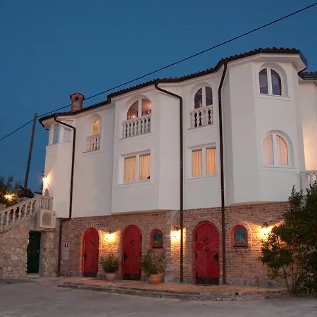 Casa Oasa Boutique Gourmet Pizza Pool Near Koper