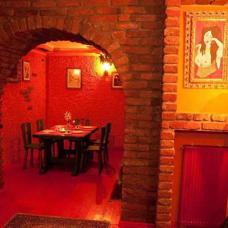 Casa Oasa Boutique Gourmet Pizza Pool Near Panzió 4*