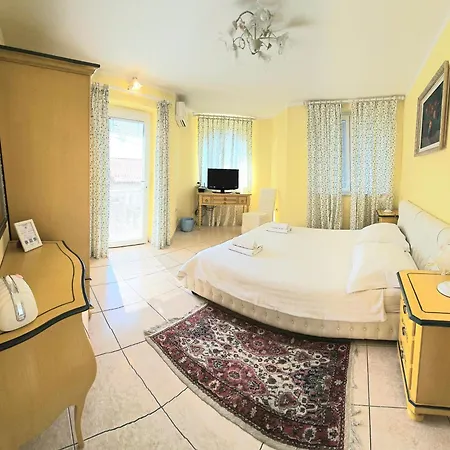 Casa Oasa Boutique Gourmet Pizza Pool Near 4* Koper
