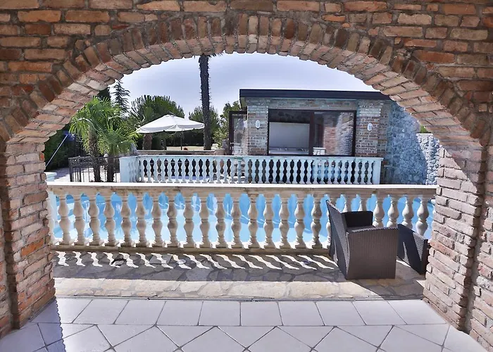Casa Oasa Boutique Gourmet Pizza Pool Near Koper Bed & Breakfast